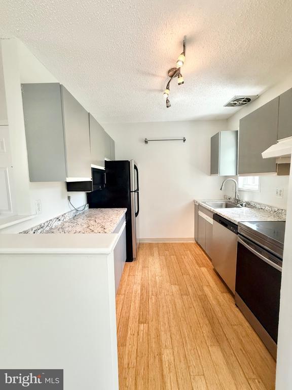 Photo - 1706 W Abingdon Dr Unit 302