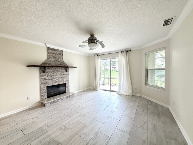 500 Sandiron Cir