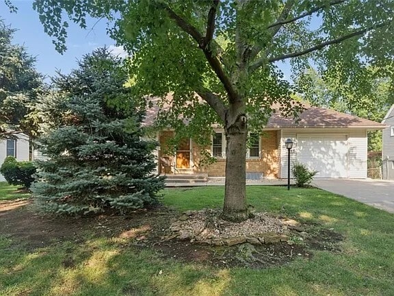Photo - 9346 Mackey St