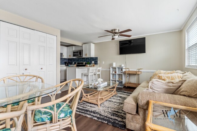 Photo - 1208 Edgewater Ave Unit 14