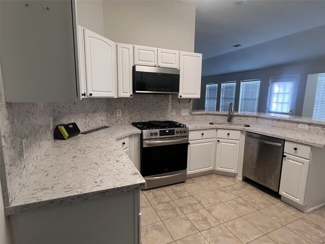 Building Photo - 14406 Cypress Falls Dr