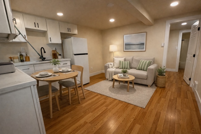 Building Photo - 3201 Grand Ave Unit 3