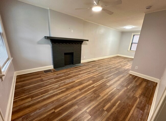 Photo - 838-846 W Rich St