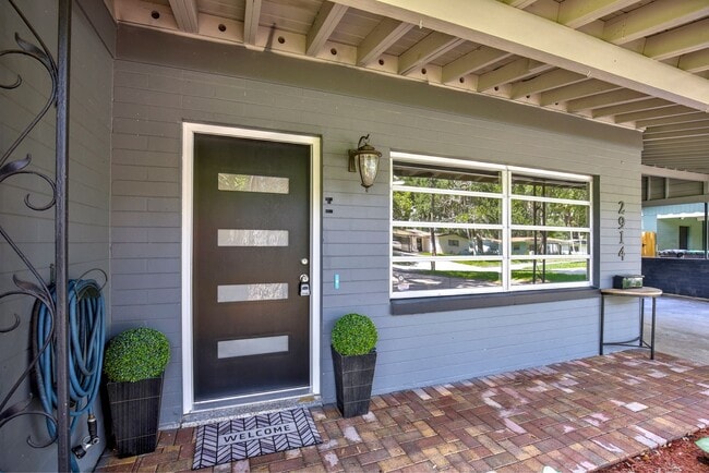 Photo - 2914 Lando Ln