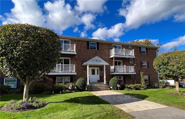 Building Photo - 395 Mendon Rd Unit B6