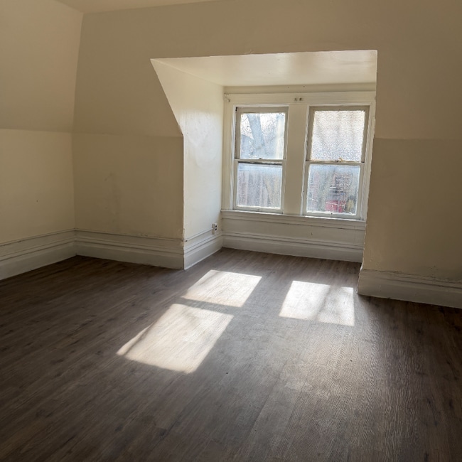 Photo - 7307 Idlewild St Unit 1