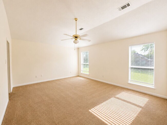Photo - 6858 Stillwater Dr