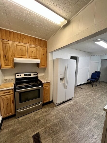 Photo - 500 Bailey Ave