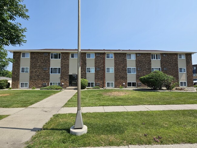 2333 20 1/2 Ave S Fargo - 2333 Green Apartments