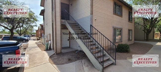 Photo - The Village in Midvale Park - Downstairs 1...