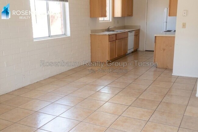 Photo - 3647 E Bellevue St