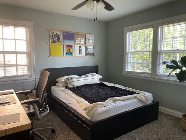 Photo - 6004 W Wells St Unit 6006 West Wells St