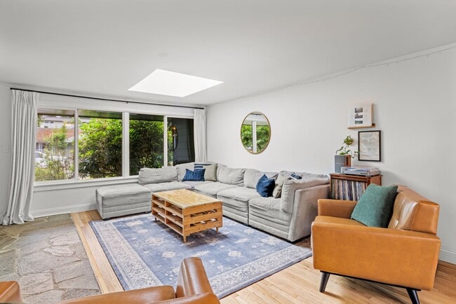 Photo - 14904 Evanston Ave N