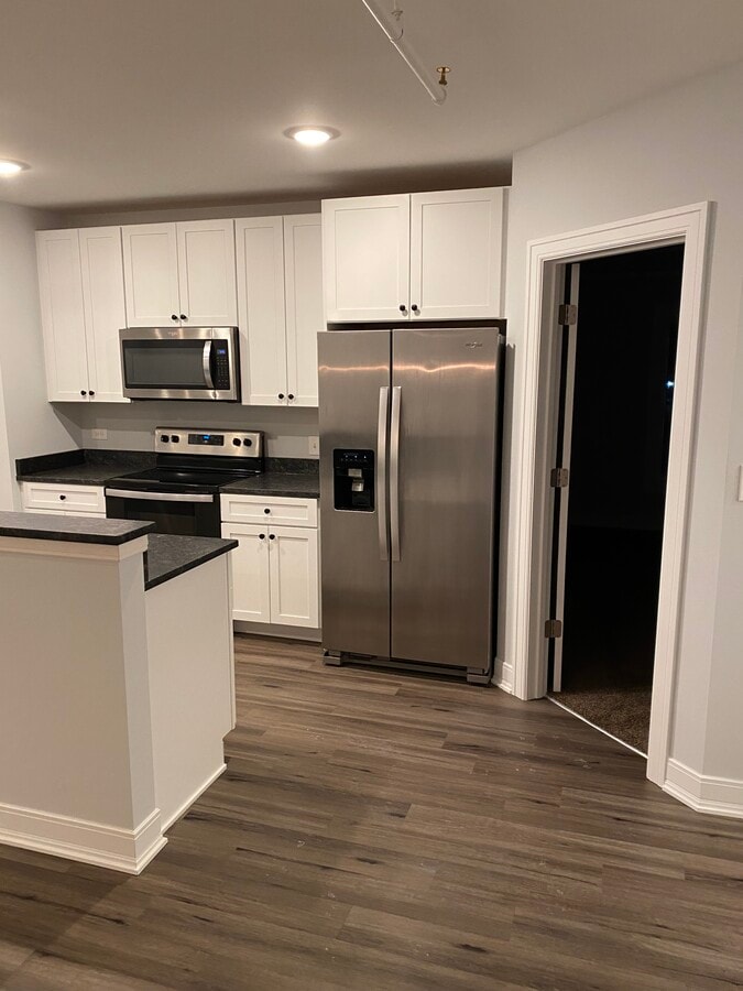 Photo - 850 N State St Unit 205