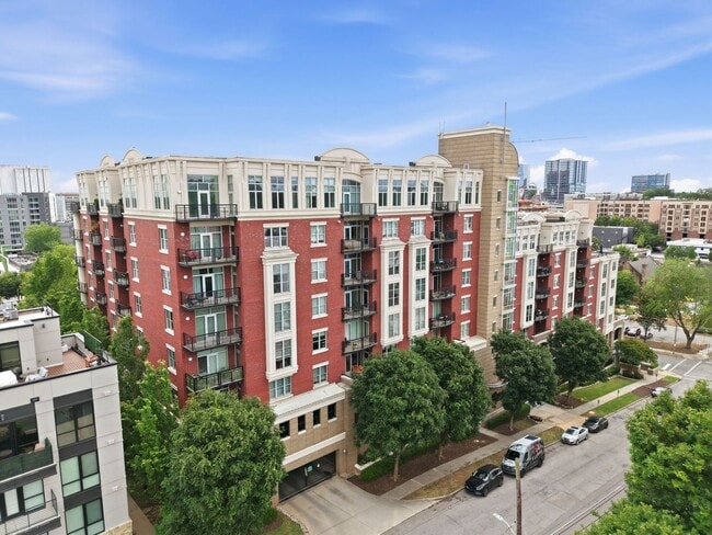 Photo - Gorgeous 2 Bedroom Condo! Downtown Raleigh- Paramount-Available Now!