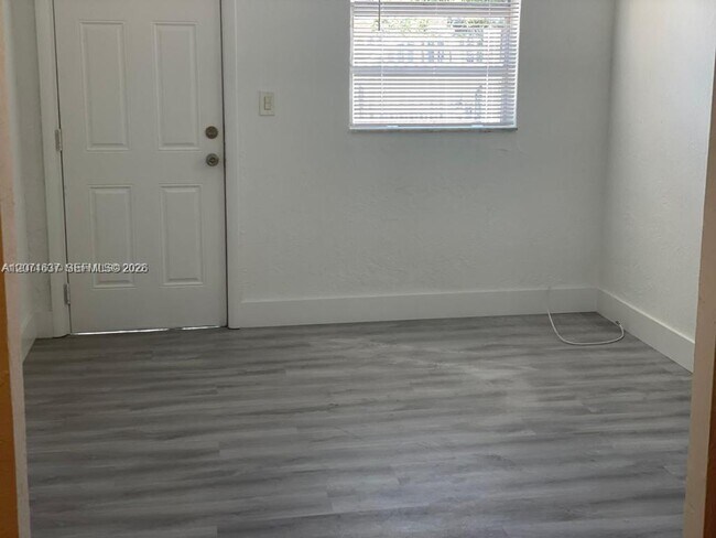 Photo - 10035 SW 170th Terrace Unidad B