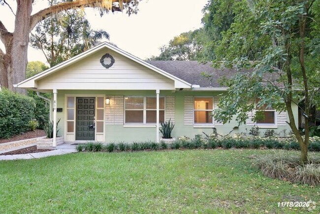 Building Photo - Beautiful 3/2 Home - College Park, Orlando...