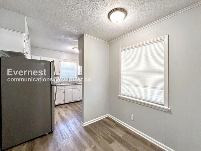 Photo - 3-Bedroom Home with Fenced Yard & Carport / Pet-Friendly / Coming Soon!