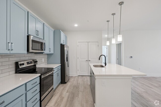 C1 - 3BR, 2BA - 1,220SF - Kitchen