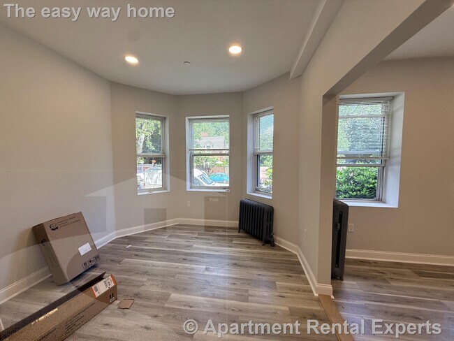 Photo - 74 Kirkland St Unidad #1