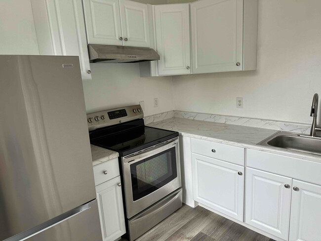 280 Lexington Ave Unit Apt 2 - Rochester, NY | ForRent.com