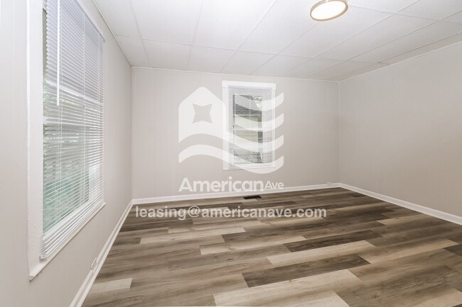 Photo - 306 Sycamore St