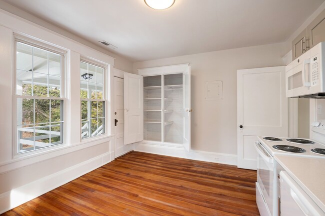 Photo - Trinity Park in Durham! Unidad D