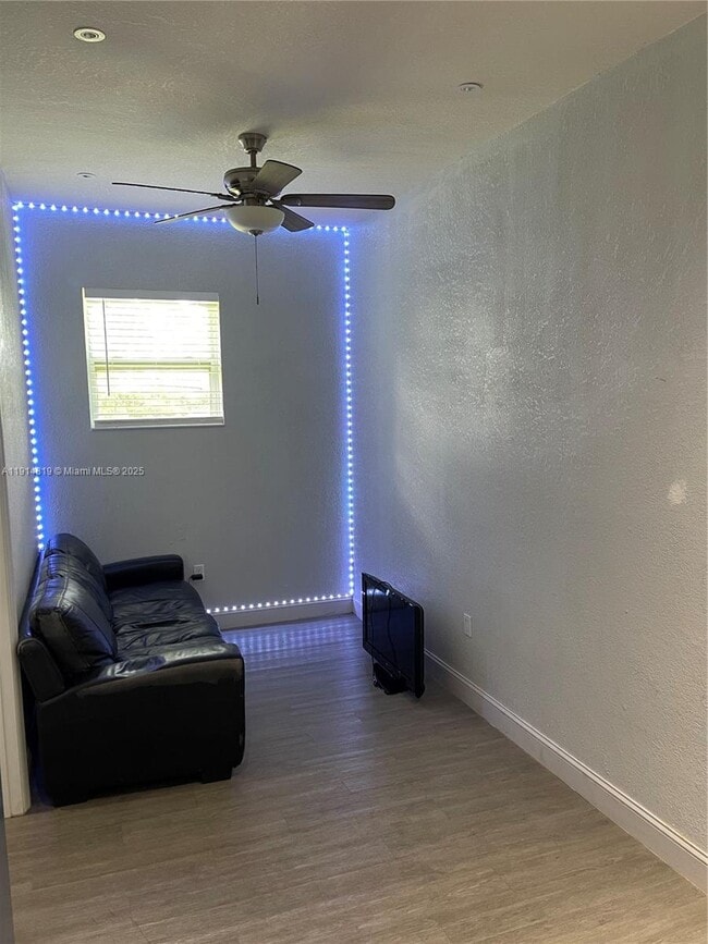 Photo - 19700 SW 302nd St Unit 0