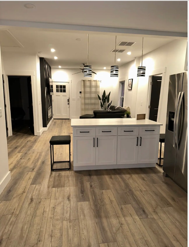 Photo - Room in House on Welch St SW