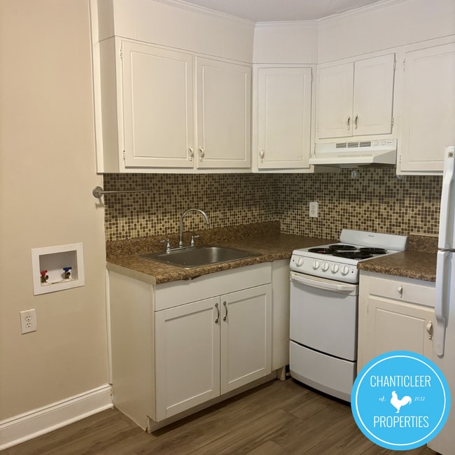 Photo - 115 Florence St Unidad 17