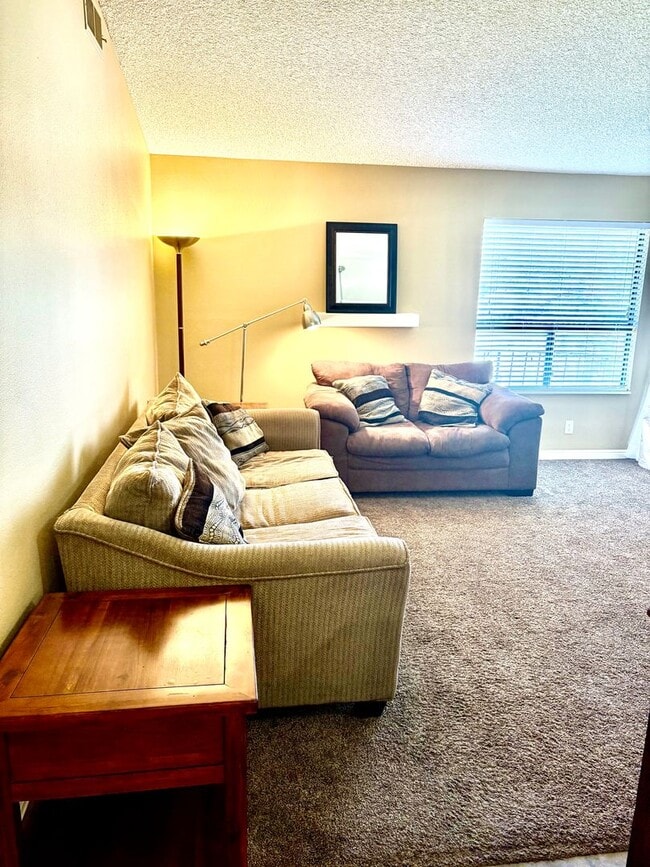 Photo - 161 W 950 S