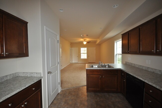 Photo - 517 Pyke Rd