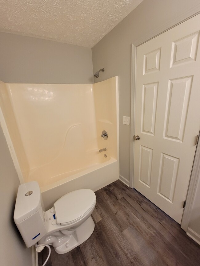 Photo - 2893 S Walnut Street Pike