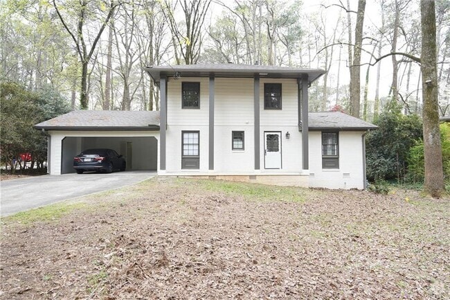 Building Photo - 2221 Pinecliff Dr NE Rental