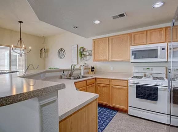 Photo - 6800 Vista Del Norte Dr NE Condo Unit 2021