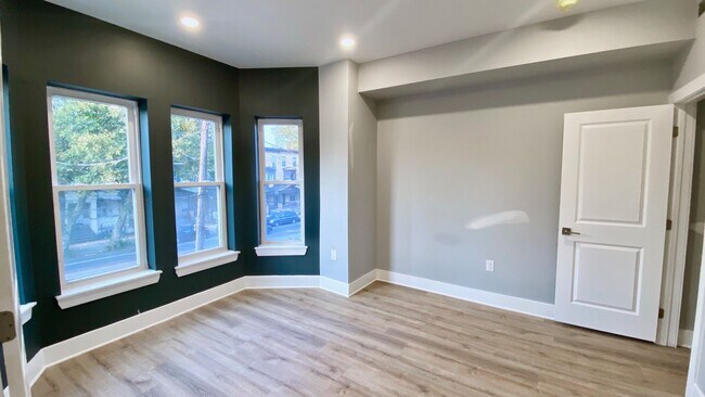 Photo - 4242 W Girard Ave Unidad 2