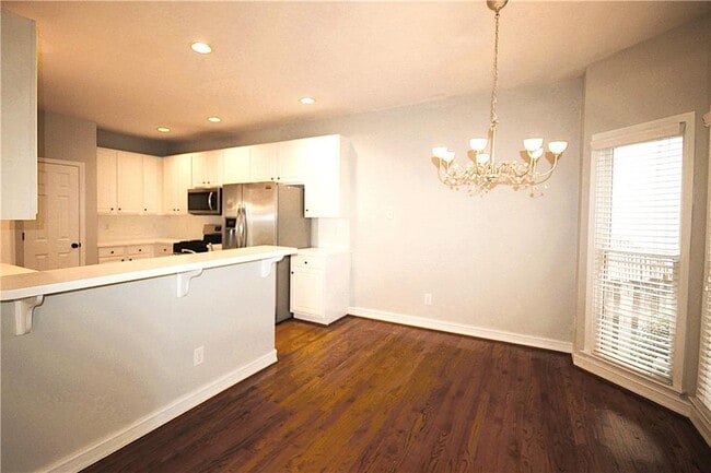 Photo - 2552 Chestnut Landing