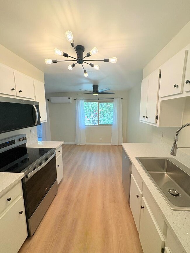 Building Photo - 8641 Lake Murray Blvd Unit 14 Rental