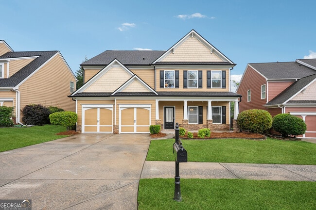 Photo - 2040 Village Green Dr