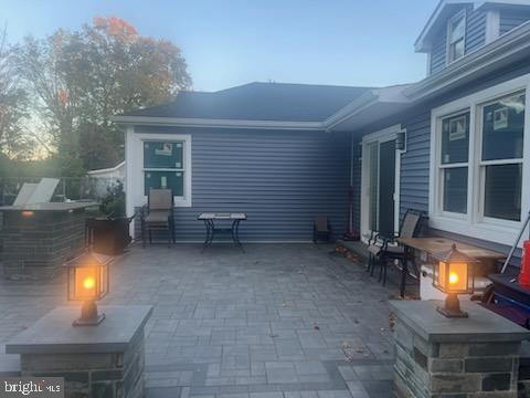 Photo - 211 E Ward St