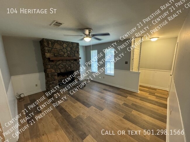 Photo - 104 Heritage St