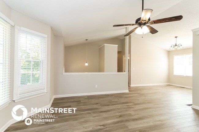 Photo - 15 Westminster Dr