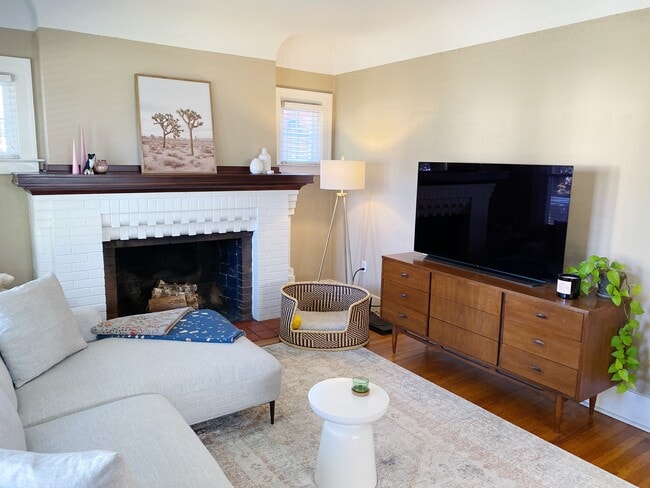 Photo - 1312 N Maple Ave