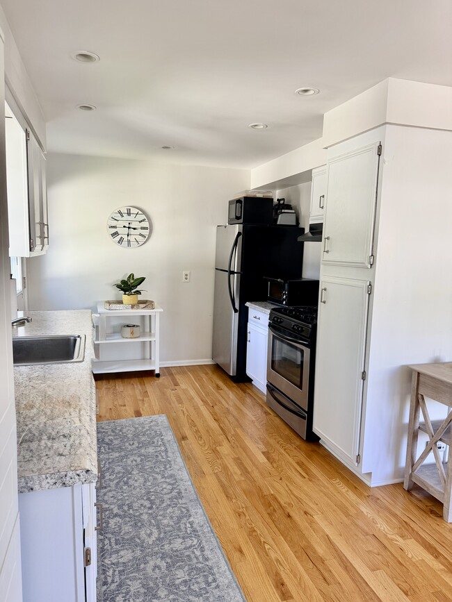 Photo - 15 Welch Ter