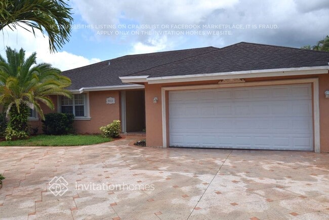Photo - 9811 SW 13th Ct