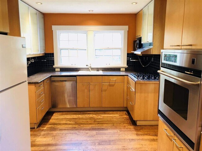 Photo - Beautiful 3 BR Home Near Bryan Park - Available July 2026!