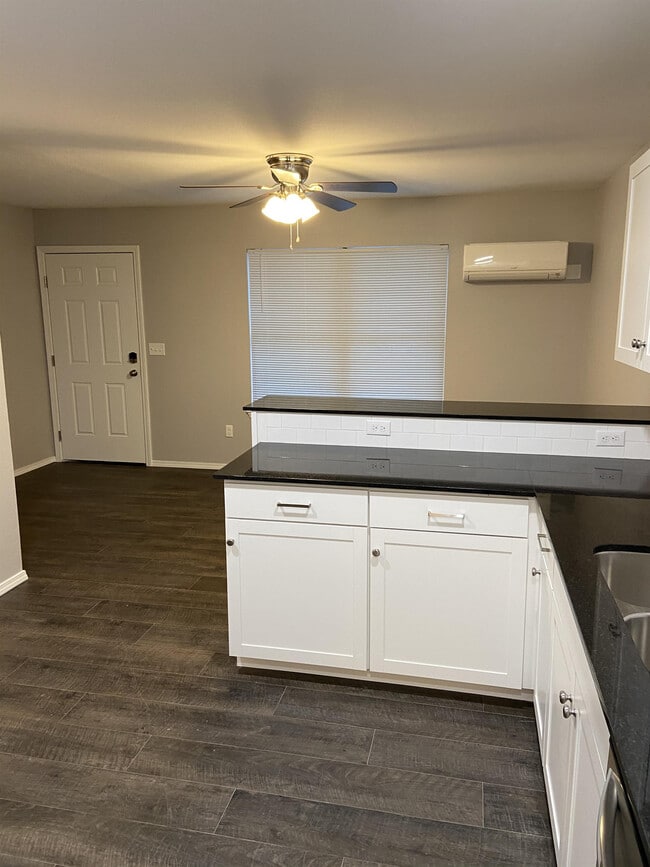 Photo - 305 N Franklin Ave