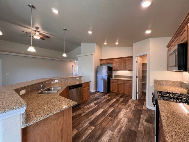 Photo - ~~Newer 3 BEDROOM Fernley Home~~