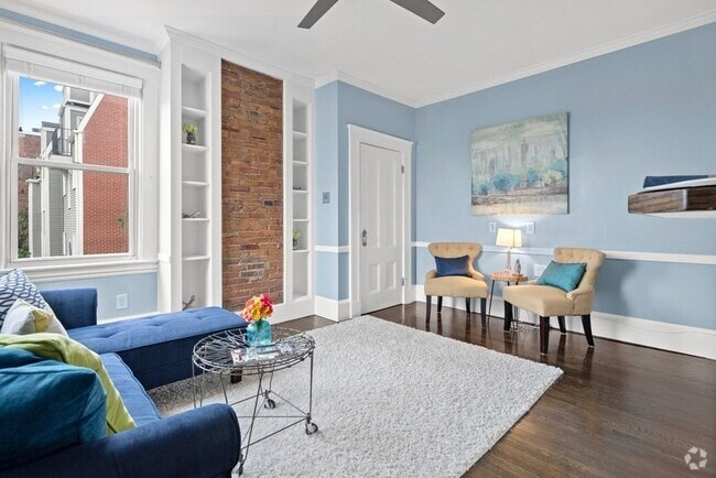 Building Photo - 256 Bunker Hill St Unit 2 Rental