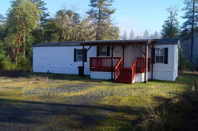 Photo - 2390 Galice Rd